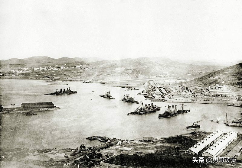 闻一多七子之歌指的是哪些地方,闻一多写有七子之歌七子指哪里