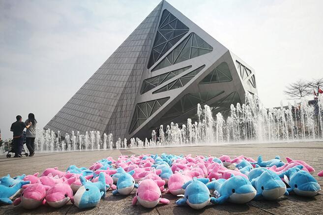 房企花式营销迎来房企转型新机遇,房地产引爆全城的营销噱头