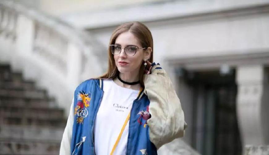 眼镜框脸型搭配图片,脸型和眼镜的搭配图片