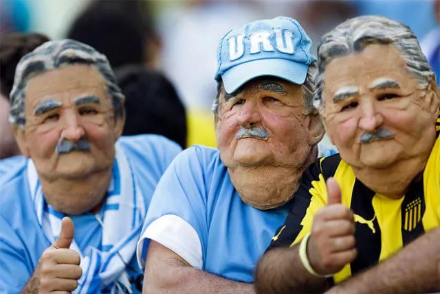 球迷也疯狂：世界杯变装大会！