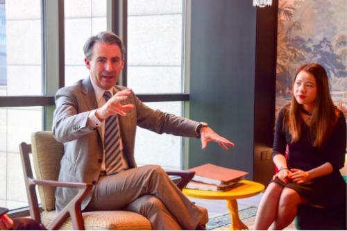 法国皇室水晶灯SAINT-LOUIS圣路易亮相长堤软装配饰中心