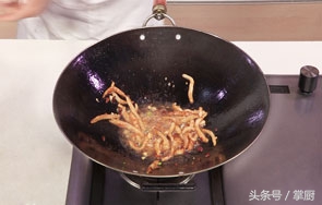 超市买的鱿鱼丝干怎么做好吃,怎样炒鱿鱼丝最好吃又嫩