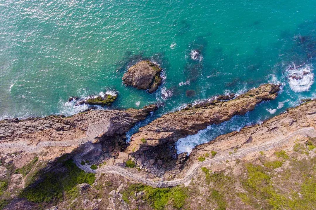 网红酒店等你来打卡，*江阳**海陵岛北洛秘境度假酒店~108米无边泳池
