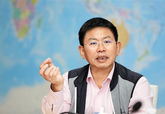 中国女鞋教父：在美国，每10双女鞋就有一双出自于他手
