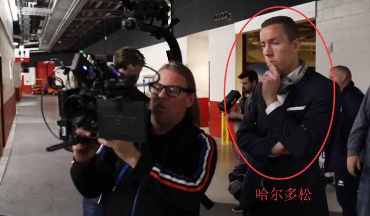 c罗退役后能往排球发展吗,c罗一生中踢足球生涯的纪录片