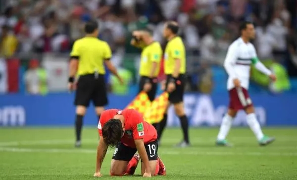 德国队1-2遭日本队逆转,世界杯韩国2-0德国瑞典最新消息