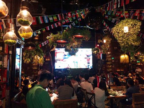 世界杯狂欢酒吧,狂欢世界杯游玩