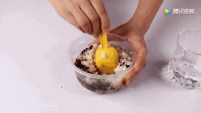 白糖加洗衣粉能灭蚊虫蟑螂,一勺洗衣粉让蟑螂断子绝孙