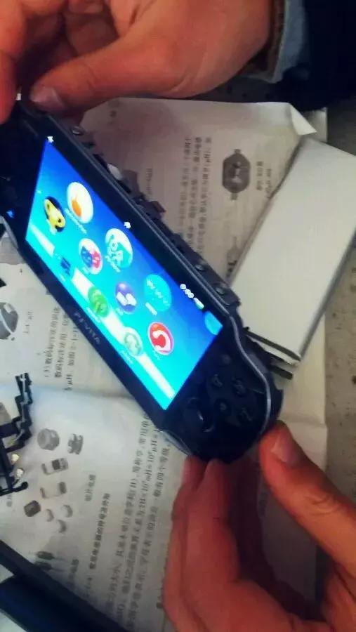 psp当模拟掌机玩,有没有能模拟psp的掌机