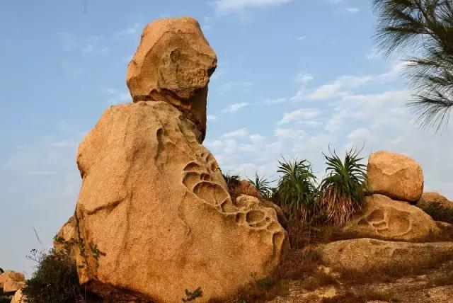 有一个地方，用镜头记录浪漫美景，一个见证幸福的东方爱情海！