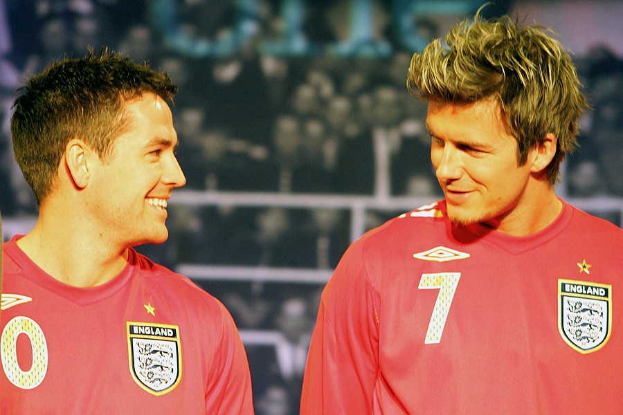 英格兰vs哥伦比亚贝克汉姆任意球,20年之后再相遇