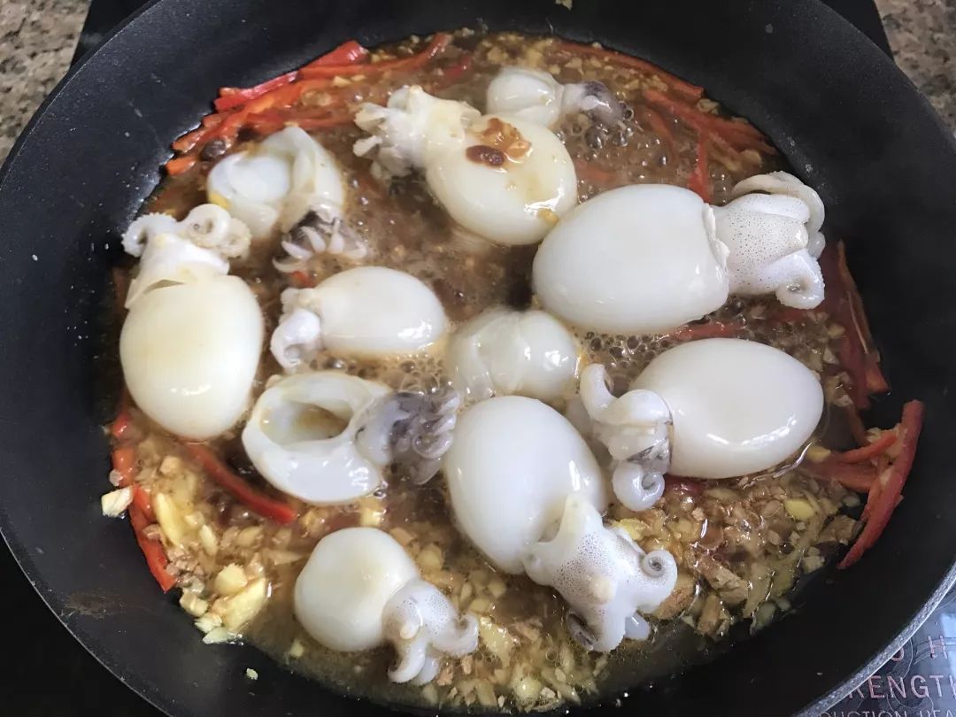 酱烧墨鱼仔正宗做法,酱焖墨鱼仔凉菜