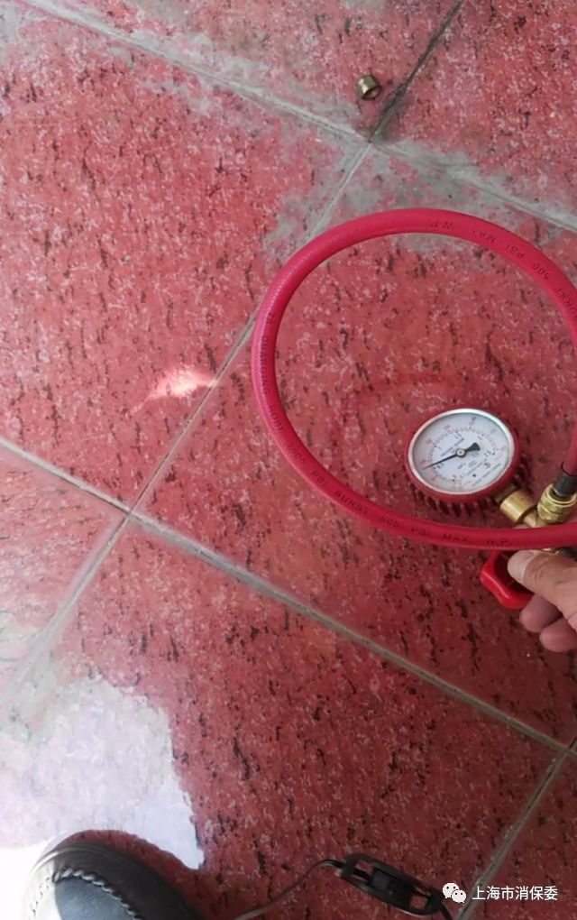 空调维修猫腻曝光,空调维修骗局怎么解决