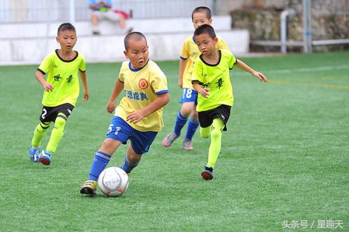 足球不只是进攻还有防守,足球不只是一项运动