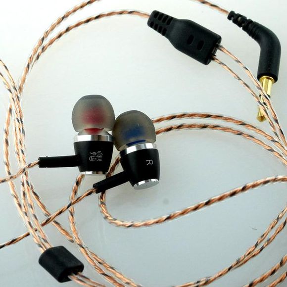 百元耳机横向对比测评,各种百元耳机对比评测