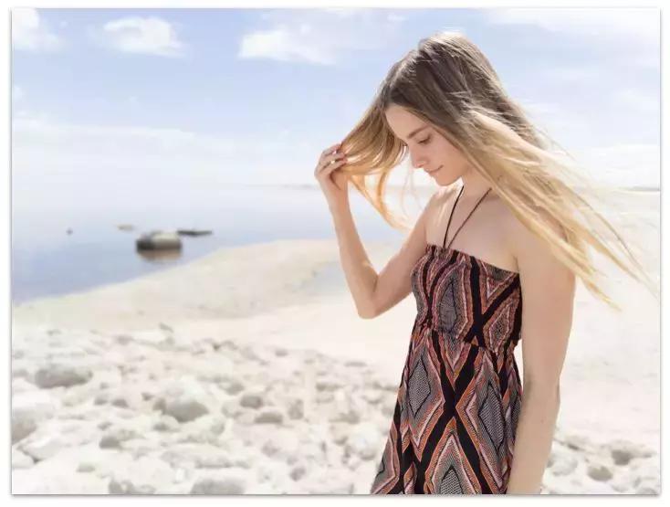 三摄手机和四摄手机区别,三摄手机和四摄手机有什么区别