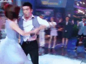 女星被父勒索5000万，一个精子的亿万倍杠杆