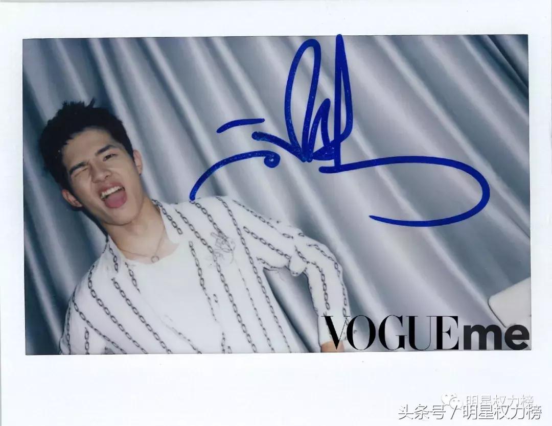 王俊凯蔡徐坤朱一龙李易峰，男明星的拍立得照片都是宝藏叭！