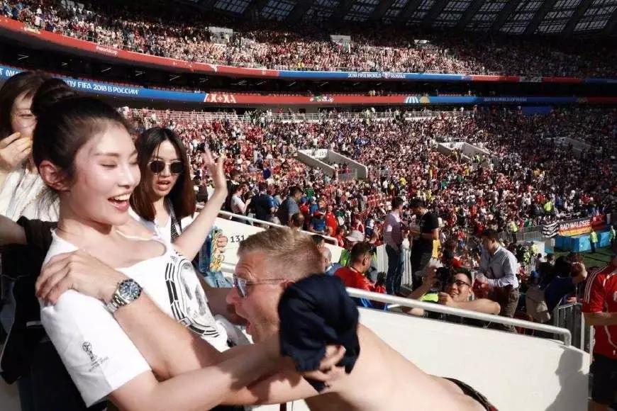 世界杯五大养眼女球迷,世界杯七大养眼女球迷