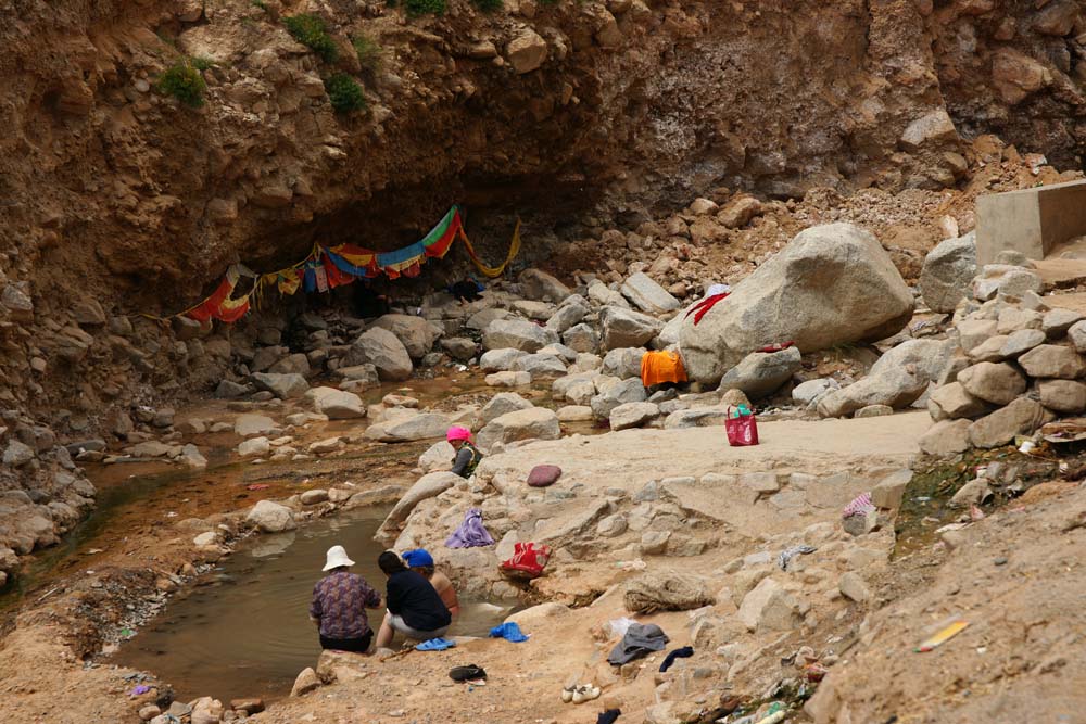 贵德泡温泉攻略,贵德扎仓温泉旅游攻略