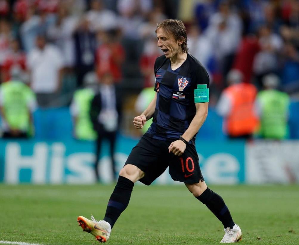 国足回应世界杯,世界杯被中文扎心标语