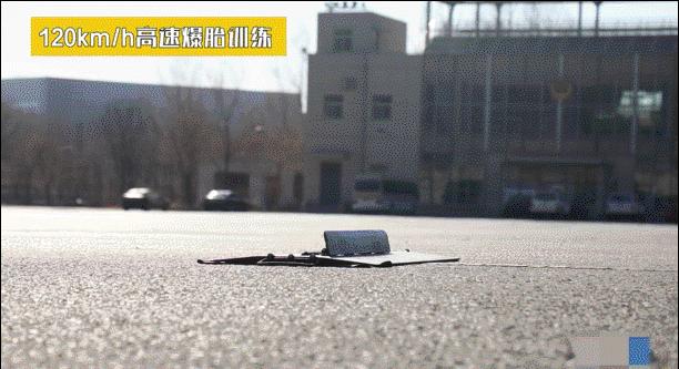 交警特种驾驶训练,看看特警是怎么训练的