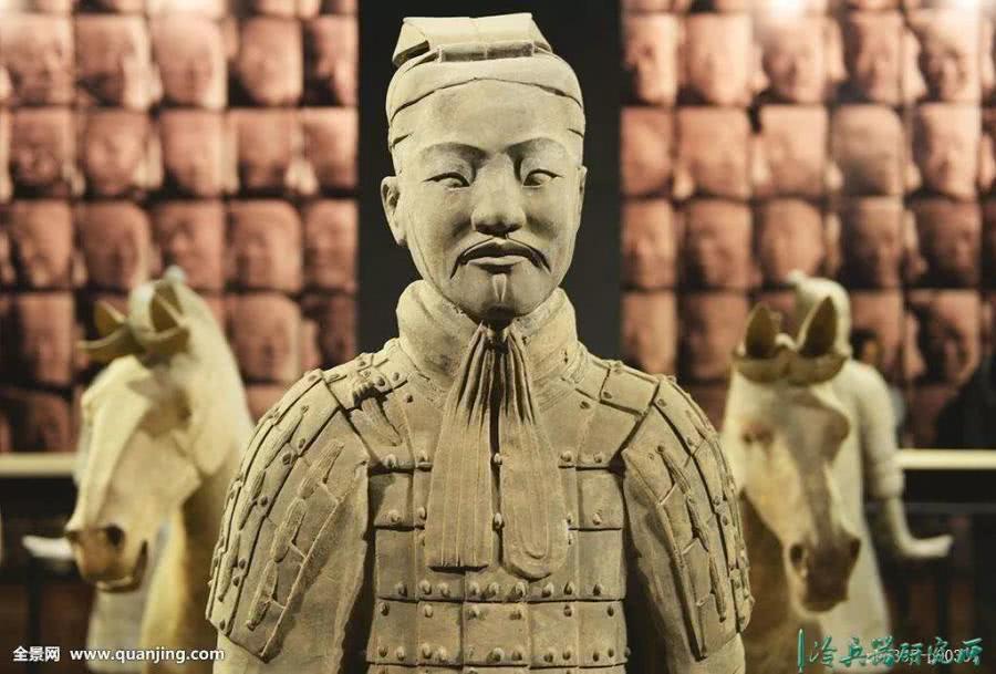 兵马俑建造时是彩色的吗,兵马俑的建造年代是哪年