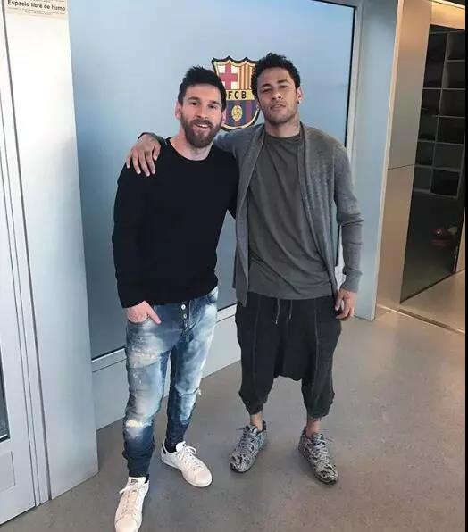 如果举办足球界穿衣世界杯，法国队一定拿不到冠军