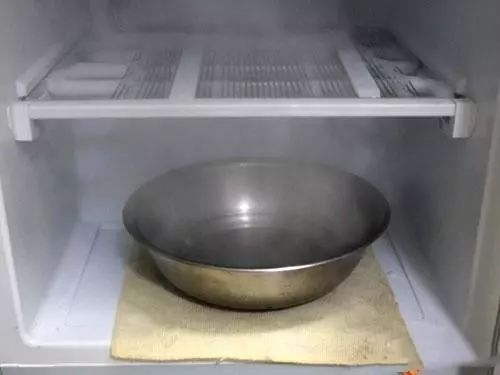 冰箱保鲜室小孔结冰可加开水么,冰箱小孔结冰有哪些先进工具