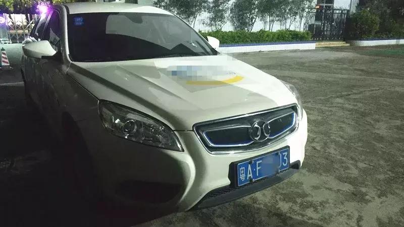 学员练车被举报,女学员路上练车被拘留