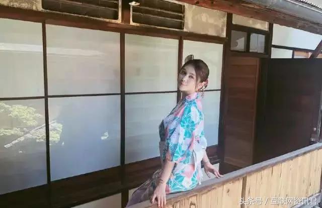 斗鱼“三骚”张琪格晒午饭，吃着馒头配辣酱，网友：又来骗礼物