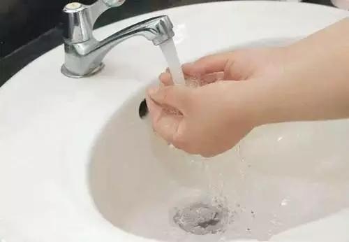 水龙头有起泡器是不是会导致滴水,水龙头起泡器内丝和外丝的区别