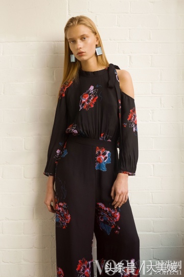 「大美媛服饰」Whistles2018年秋冬皮夹克、羊绒和丝绸裙为主