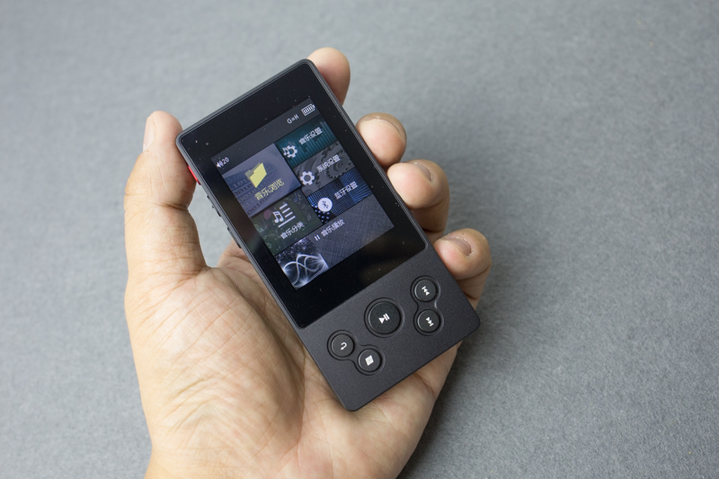 这款音乐*放播**器刷新了入门级配置上限，各路玩法通吃，售价感人