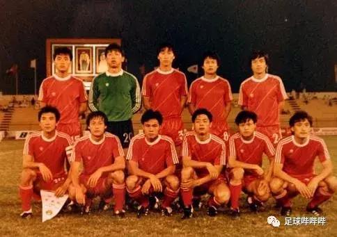 比韦世豪口喷国骂、乌龙更绝望的是，我们连未来都输了