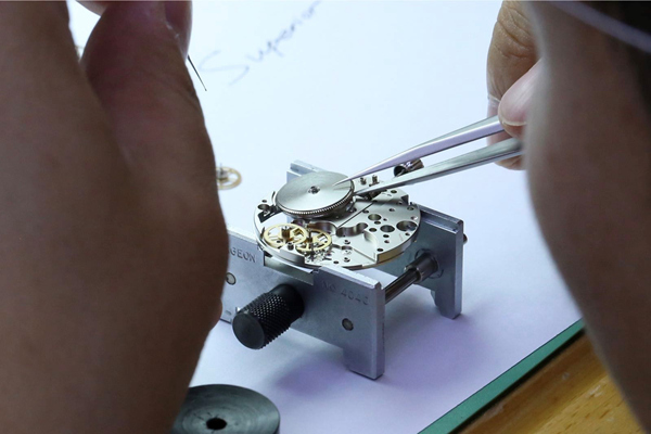 万国葡萄牙iw371615保养多少钱,万国葡萄牙系列iw371417