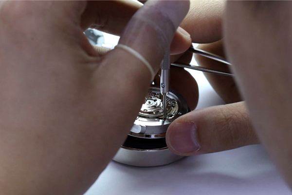 万国葡萄牙iw371615保养多少钱,万国葡萄牙系列iw371417