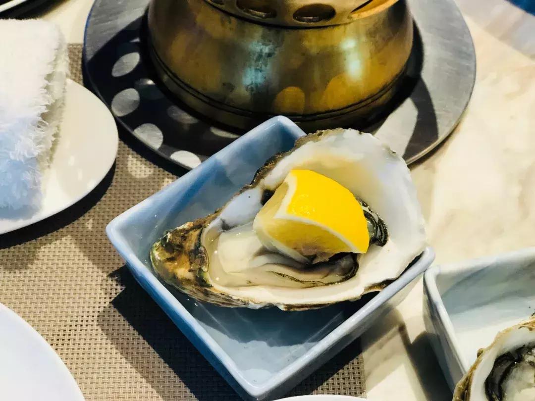 海鲜自助跟着抖音吃遍全国,美食推荐抖音最火网红餐厅海鲜