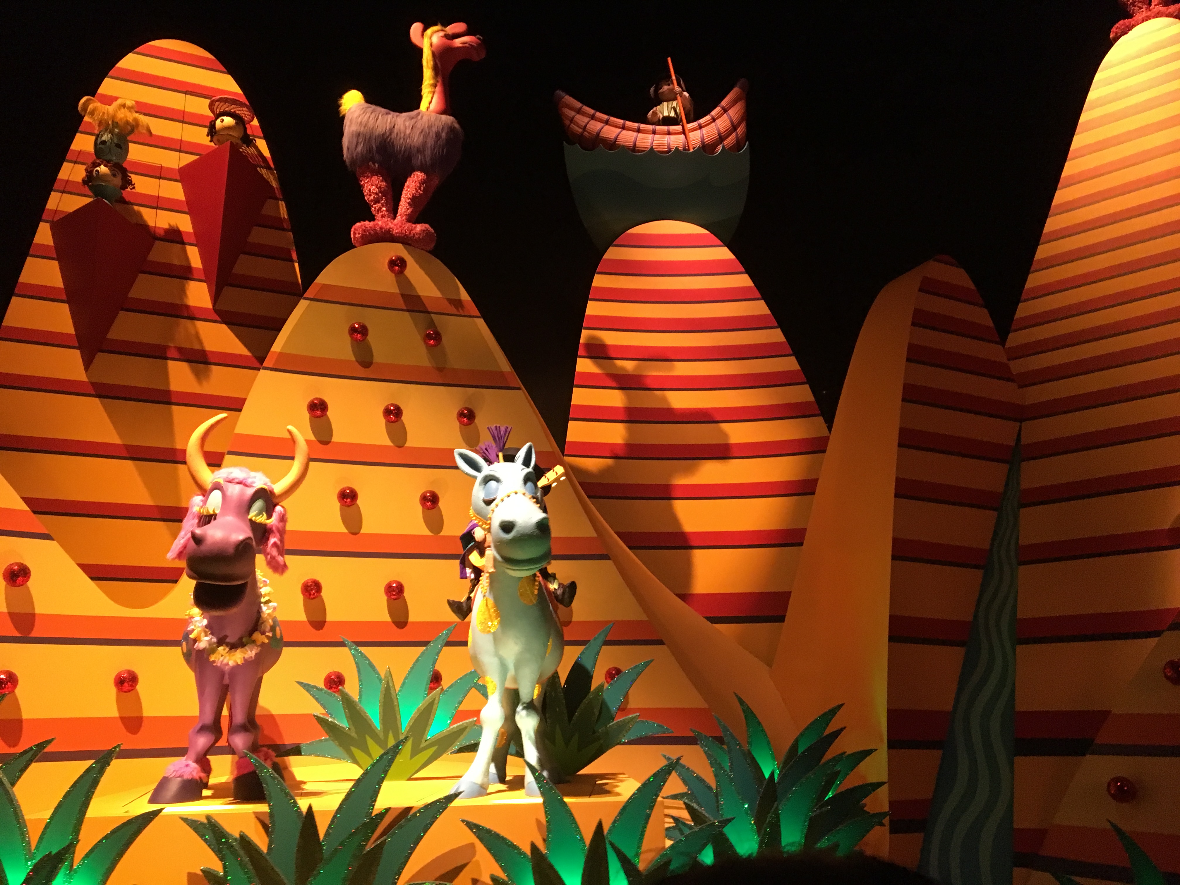 上海迪士尼与香港迪士尼,东京迪士尼和香港迪士尼哪个好玩