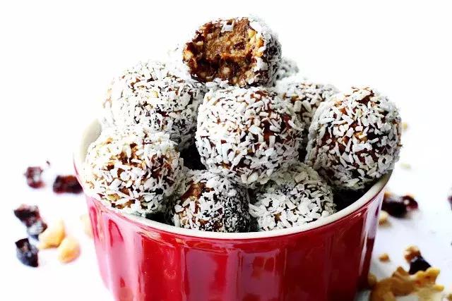 提升零食健康指数，法兰蜜西梅让你颜值时刻在线！