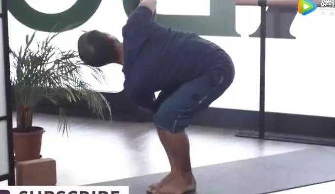 马甲线和什么搭配最好看,瘦马甲线怎么穿好看