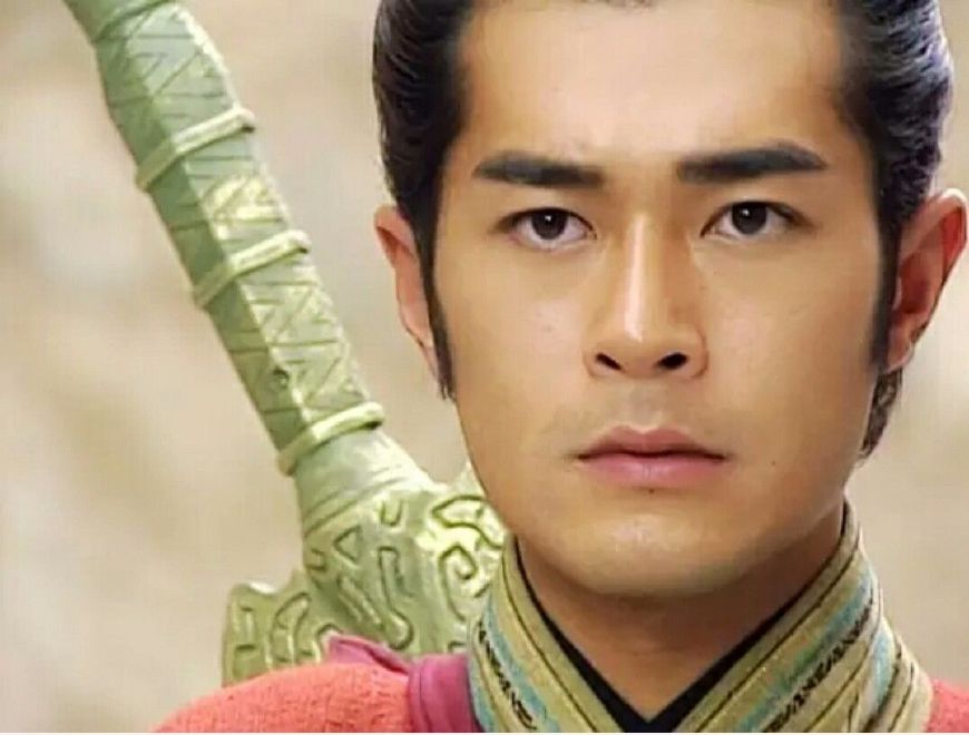 被搬上荧幕的小说，媚者无疆是神还原，寻秦记最成功，它尺度超大