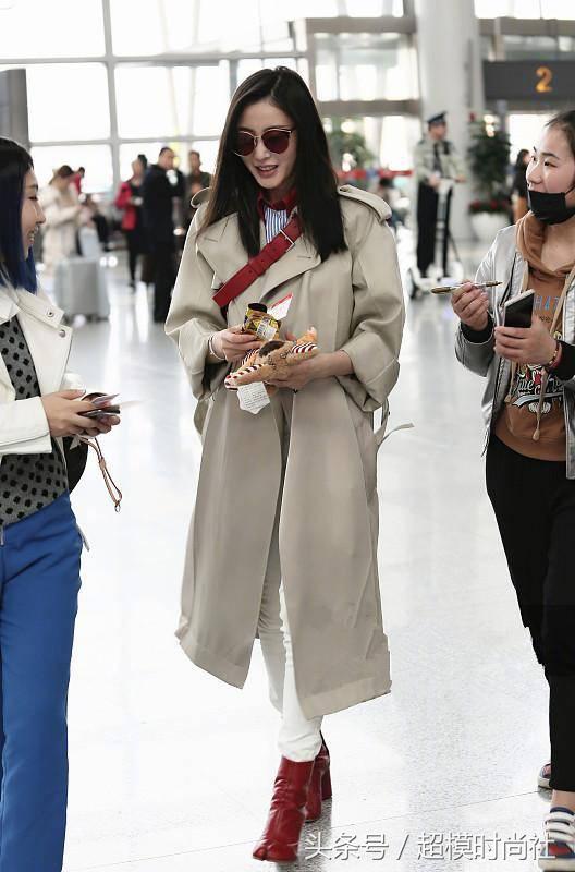 谁说靴子是冬天的专利，会穿美四季！张天爱教你玩转夏日穿靴