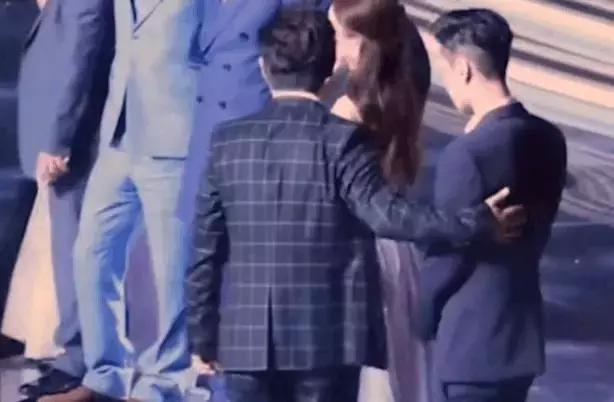 张艺兴为黄渤写感谢信图片,张艺兴写给黄渤的感谢信