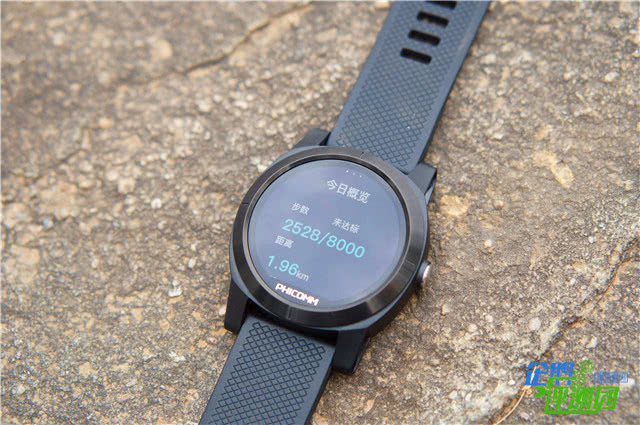 斐讯w2智能手表如何连接手机,斐讯w2智能手表怎么插卡