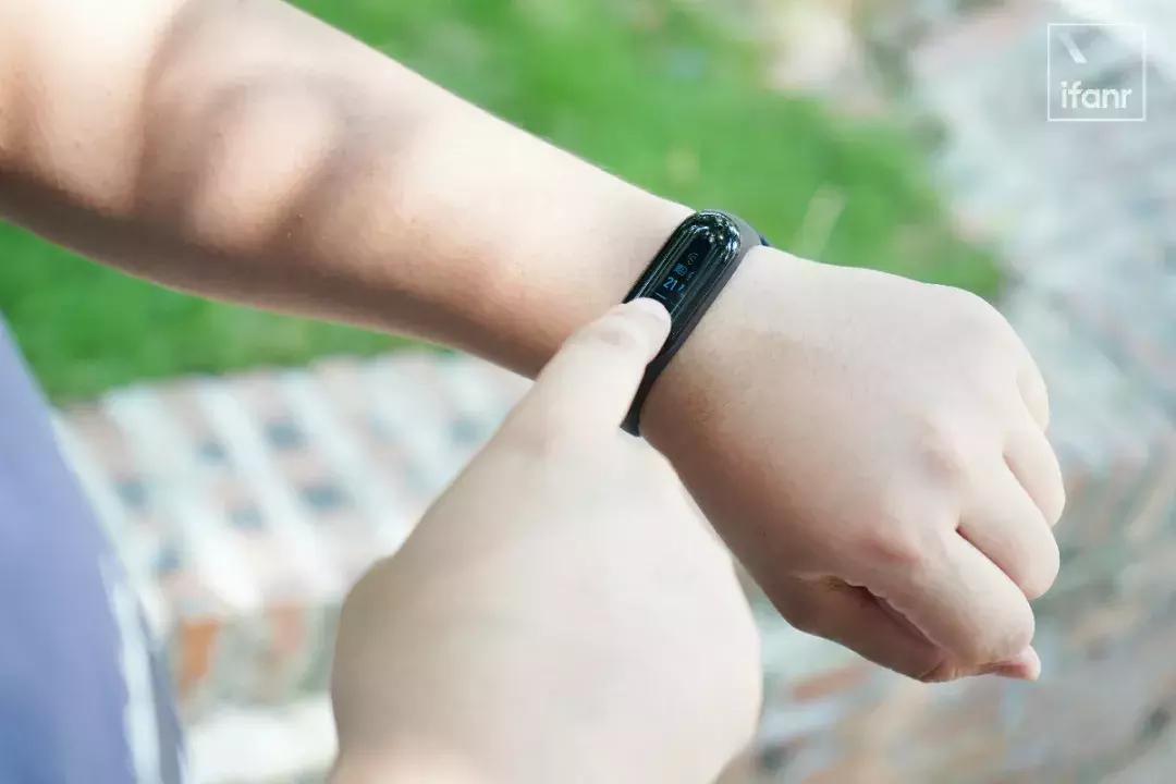 小米手环3有普通款和新款之分吗,小米手环3深度评测
