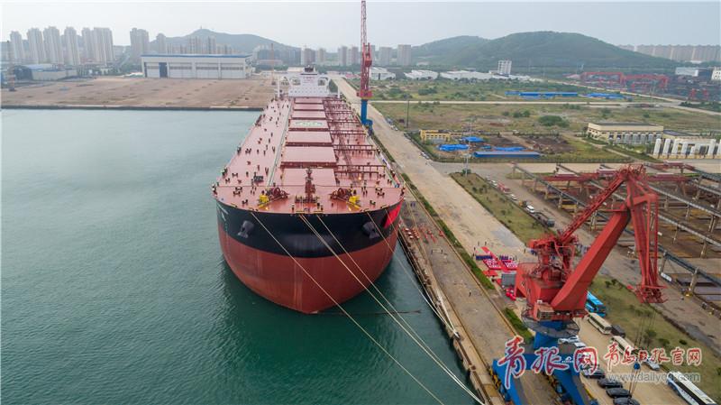 中国制造世界最大矿砂船40万吨,40万吨矿砂船目前有多少艘