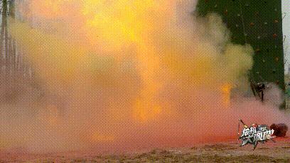 “老公水开了，帮我倒面粉吧”瞬间家毁人亡！