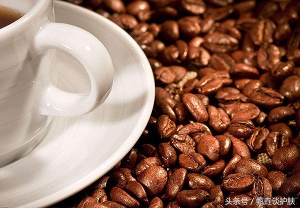 淡化黑眼圈眼部精华推荐,去黑眼圈眼霜第一名熬夜神器