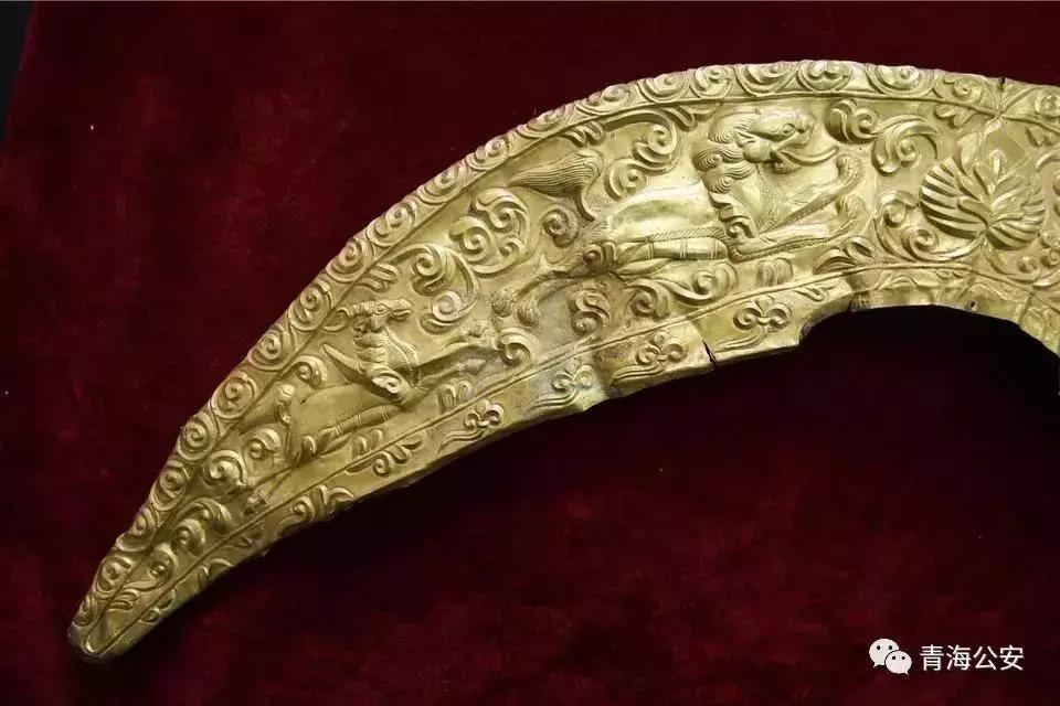 “摸金校尉”盗“九层妖楼”旁古墓落网646件*物文**被迫“重见天日”